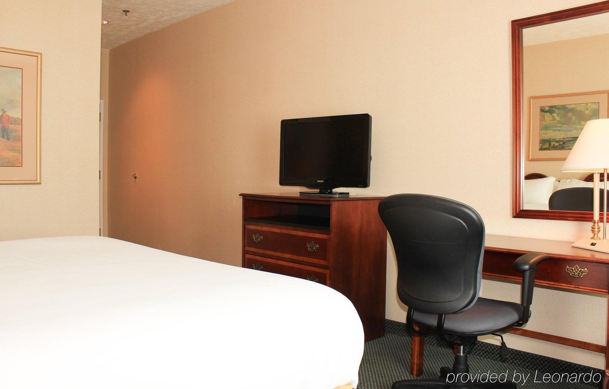 Holiday Inn Express Kilmarnock Eksteriør billede