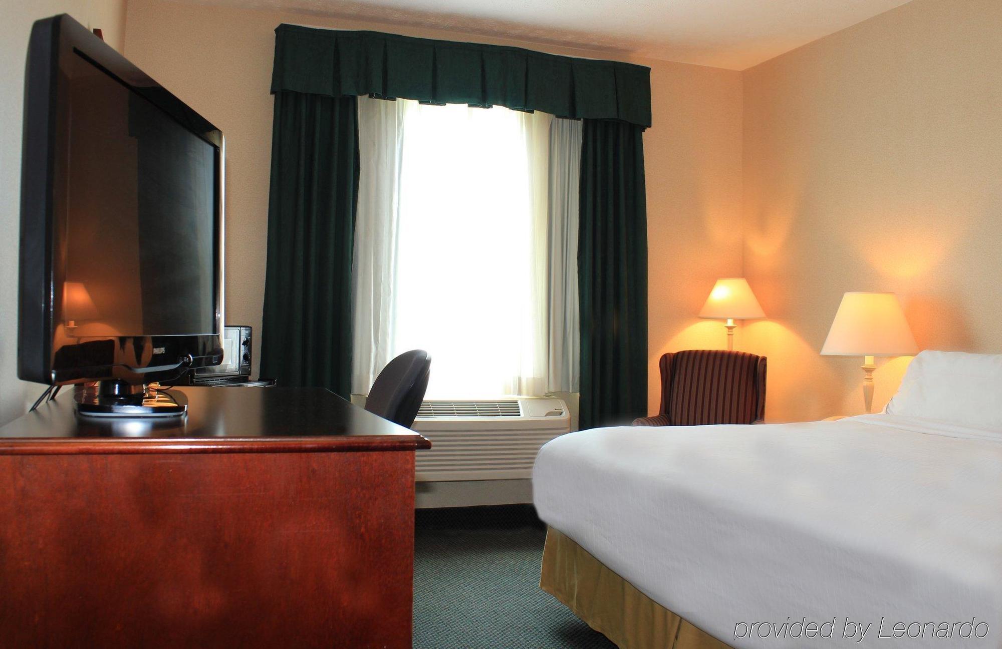 Holiday Inn Express Kilmarnock Eksteriør billede
