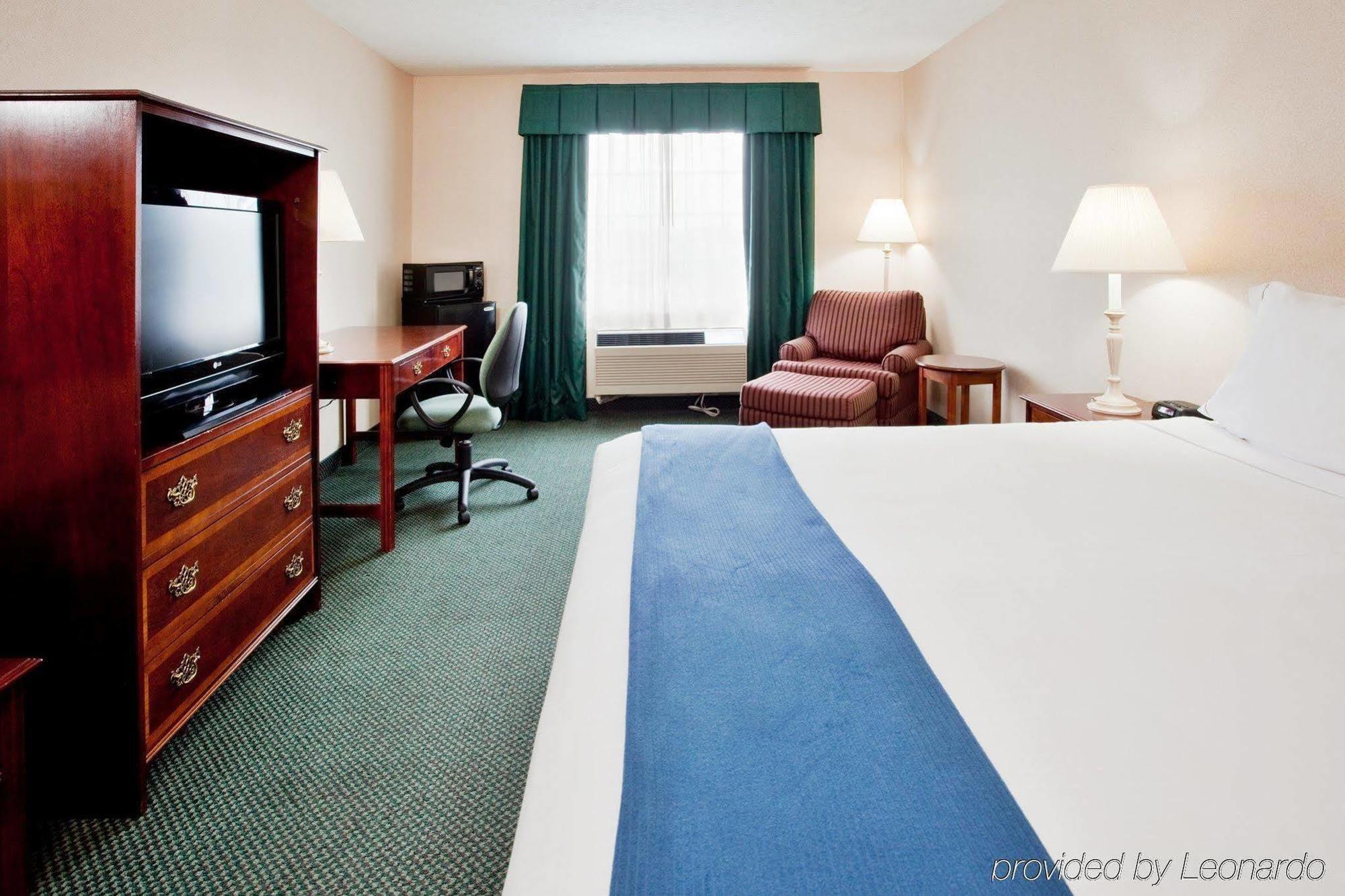 Holiday Inn Express Kilmarnock Eksteriør billede